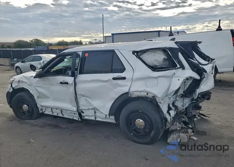 2022 Ford Explorer Police Interceptor from USA, damaged, VIN 1FM5K8AB2NGA63125